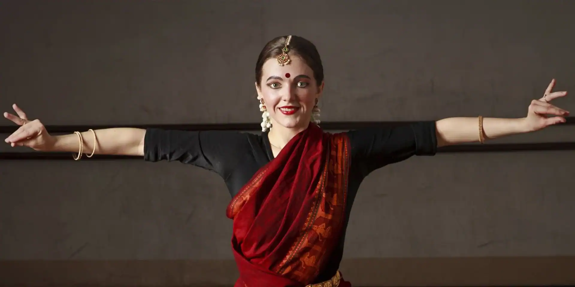 clasess banner 02 11zon